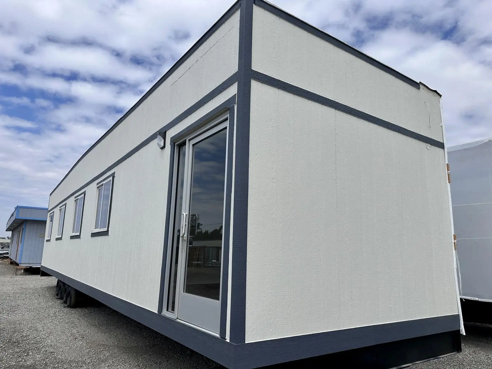 24' x 52' Modular Office Units — photo 2
