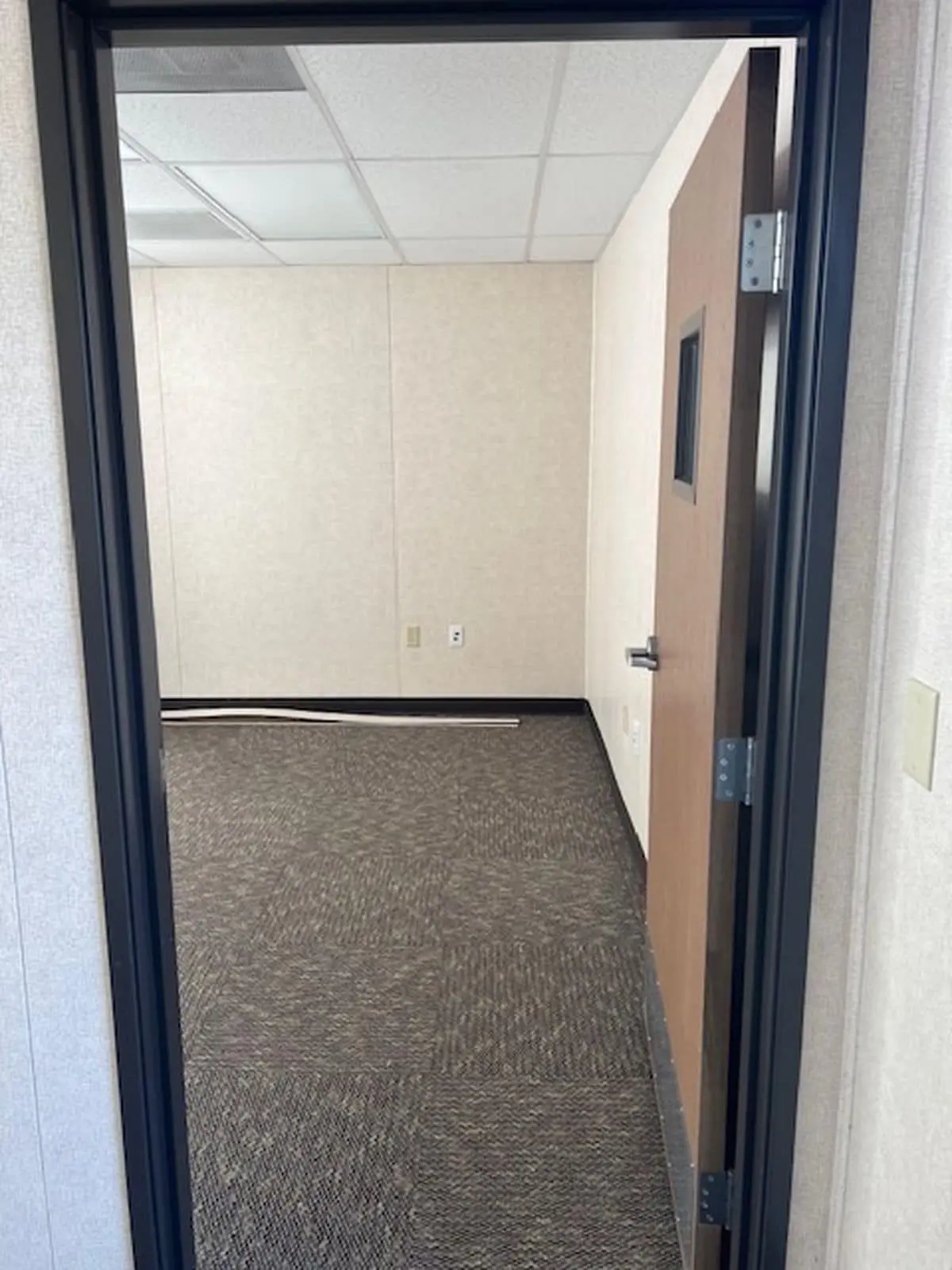 24' x 60' Locker Room — photo 13