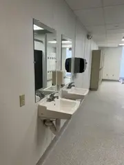 24' x 60' Locker Room — photo 33 thumbnail