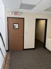 24' x 60' Locker Room — photo 35 thumbnail