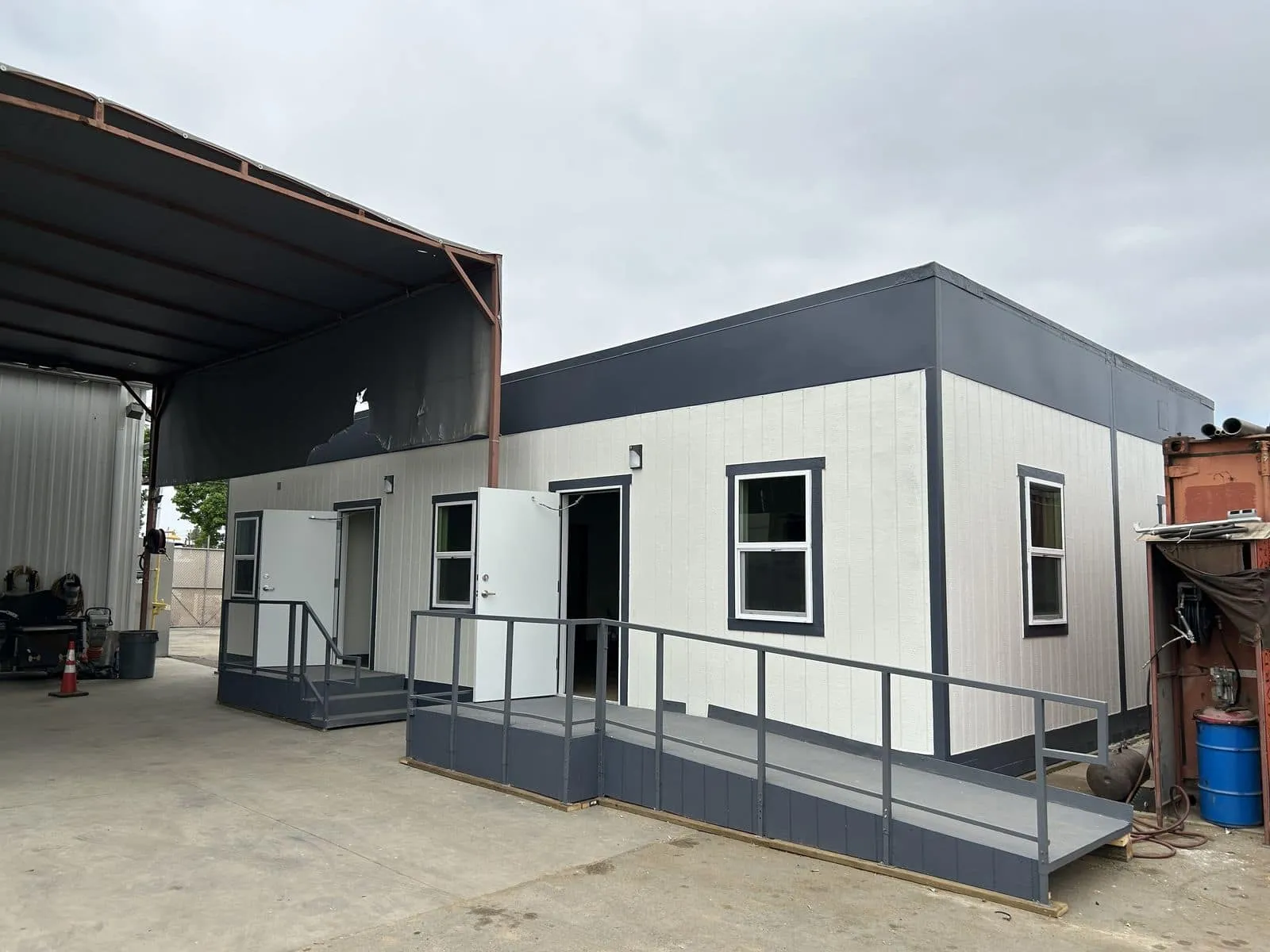 Custom Modular Office Delivered for Paulus Engineering