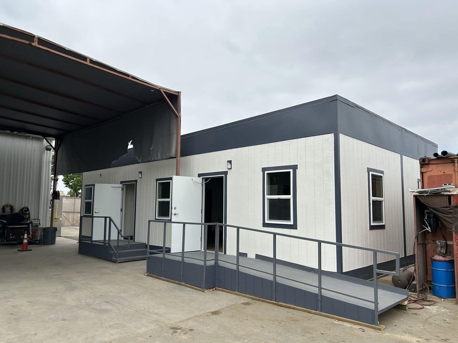 Custom Modular Office Delivered for Paulus Engineering