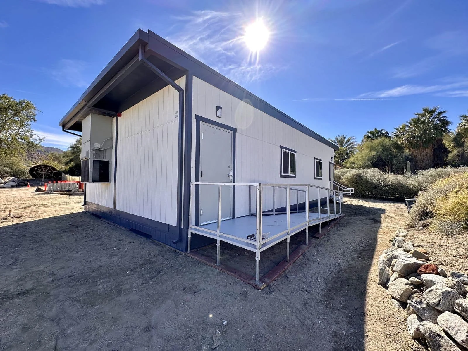 The Living Desert Zoo: Multipurpose Office/Educational Unit — photo 1