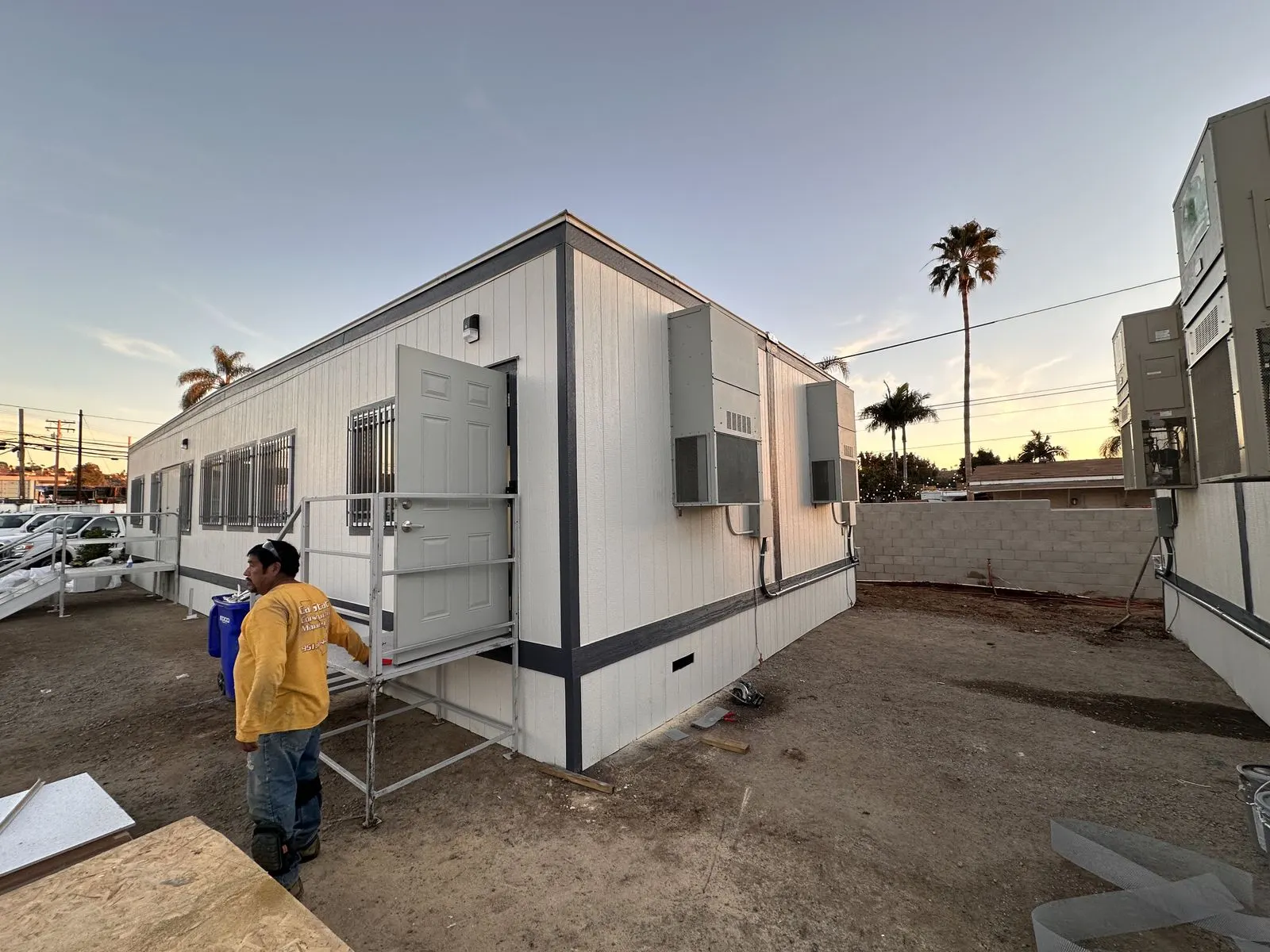 Office Unit Solutions for Park West — photo 2