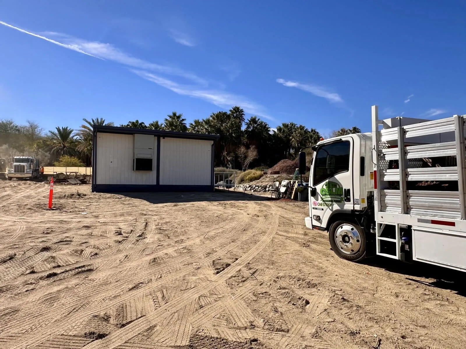 The Living Desert Zoo: Multipurpose Office/Educational Unit — photo 2