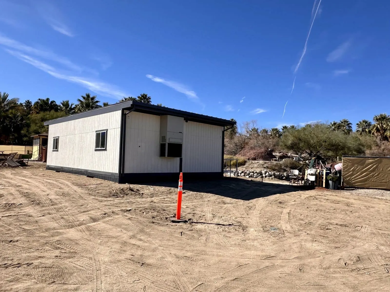 The Living Desert Zoo: Multipurpose Office/Educational Unit — photo 3
