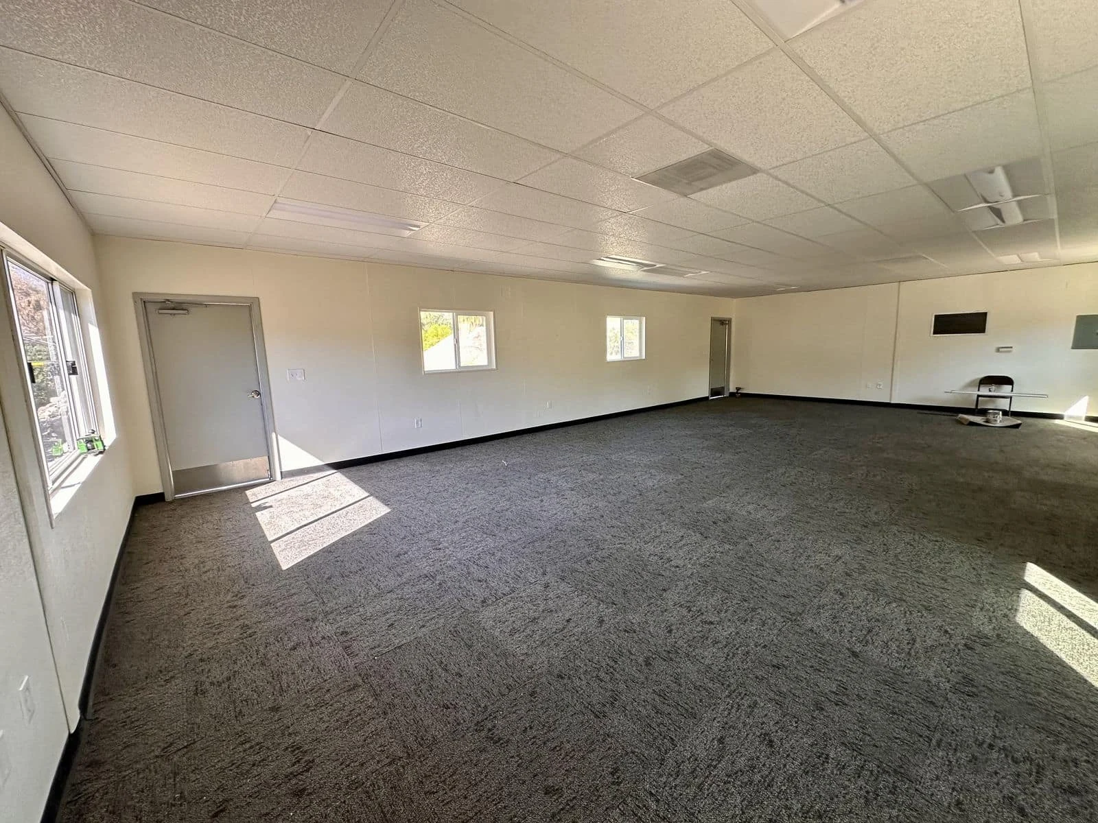 The Living Desert Zoo: Multipurpose Office/Educational Unit — photo 6